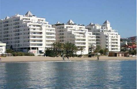 Banana 1a Li­nea De Playa Apartamento *
